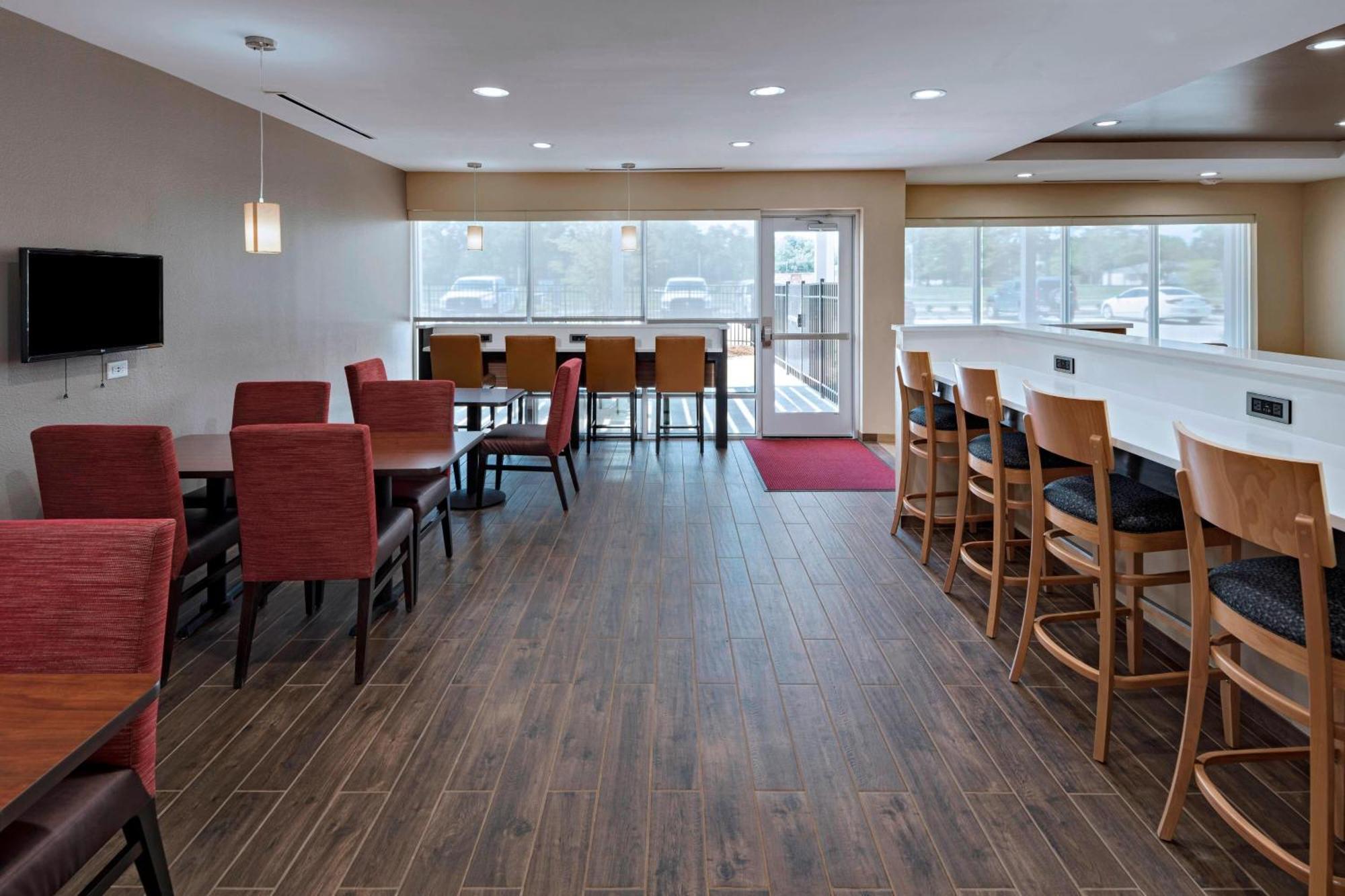 Towneplace Suites By Marriott Baton Rouge Port Allen Exterior photo
