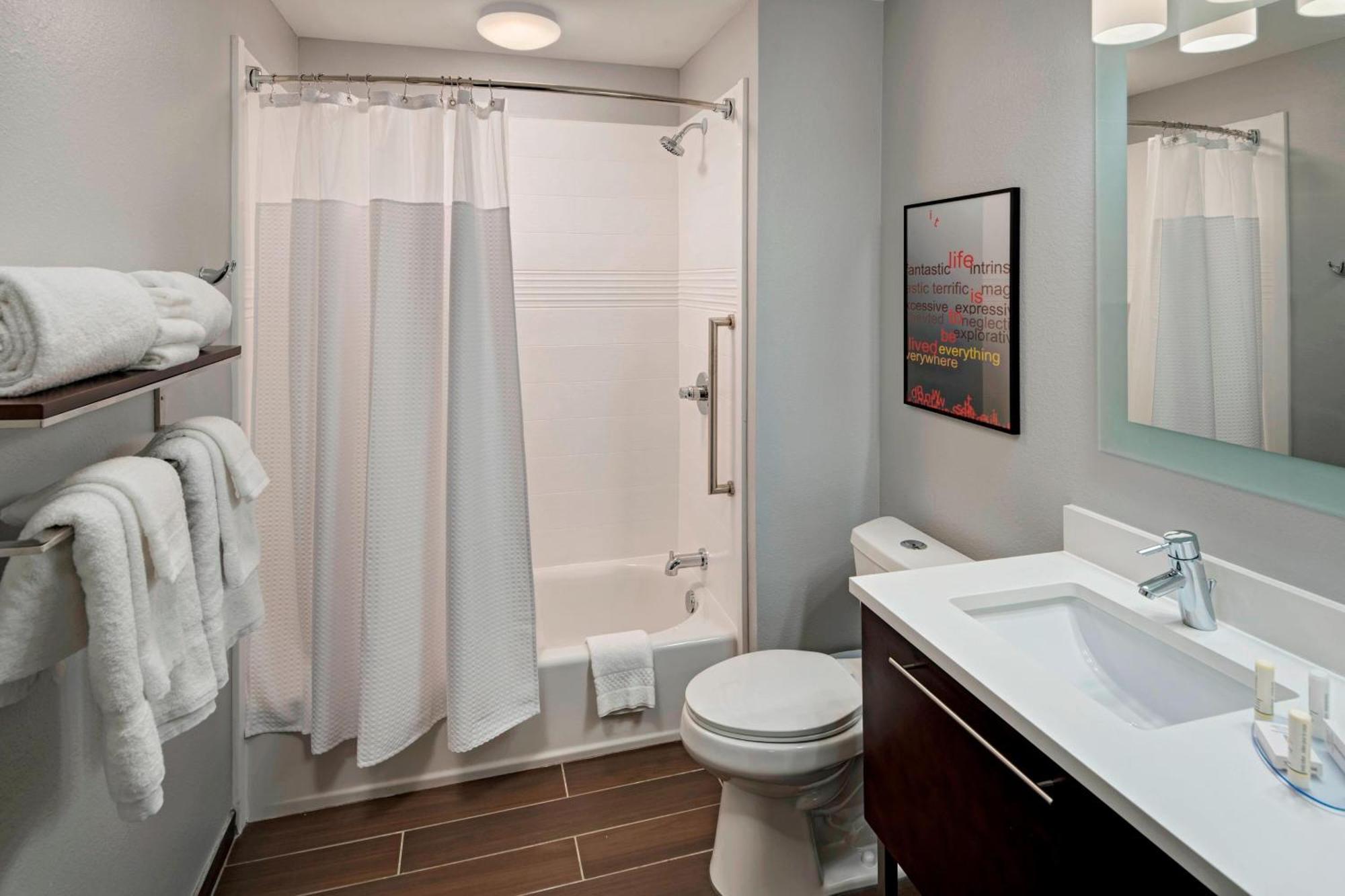 Towneplace Suites By Marriott Baton Rouge Port Allen Exterior photo
