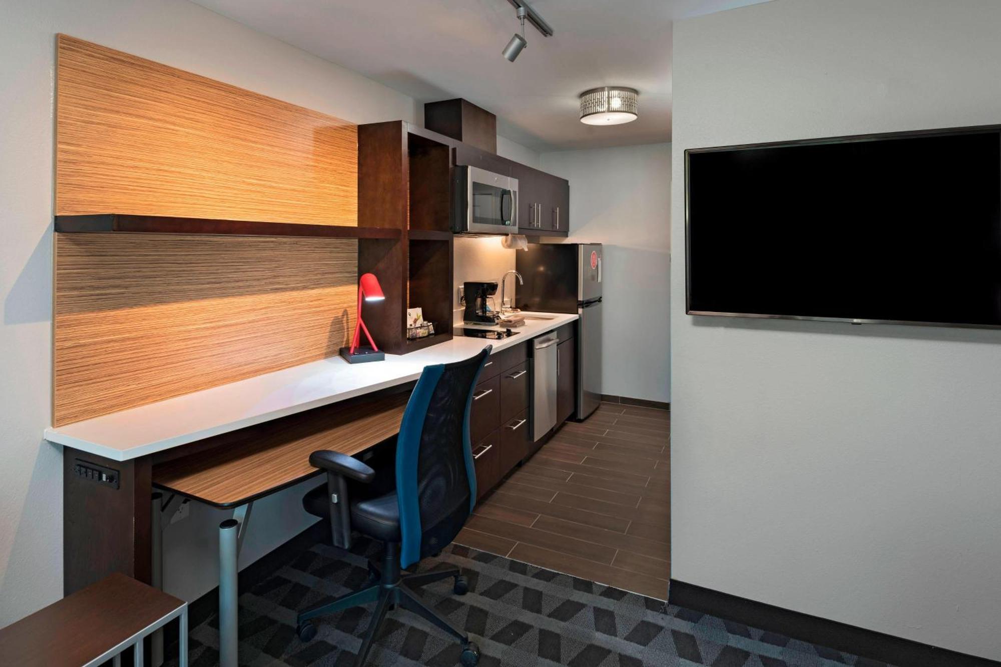 Towneplace Suites By Marriott Baton Rouge Port Allen Exterior photo